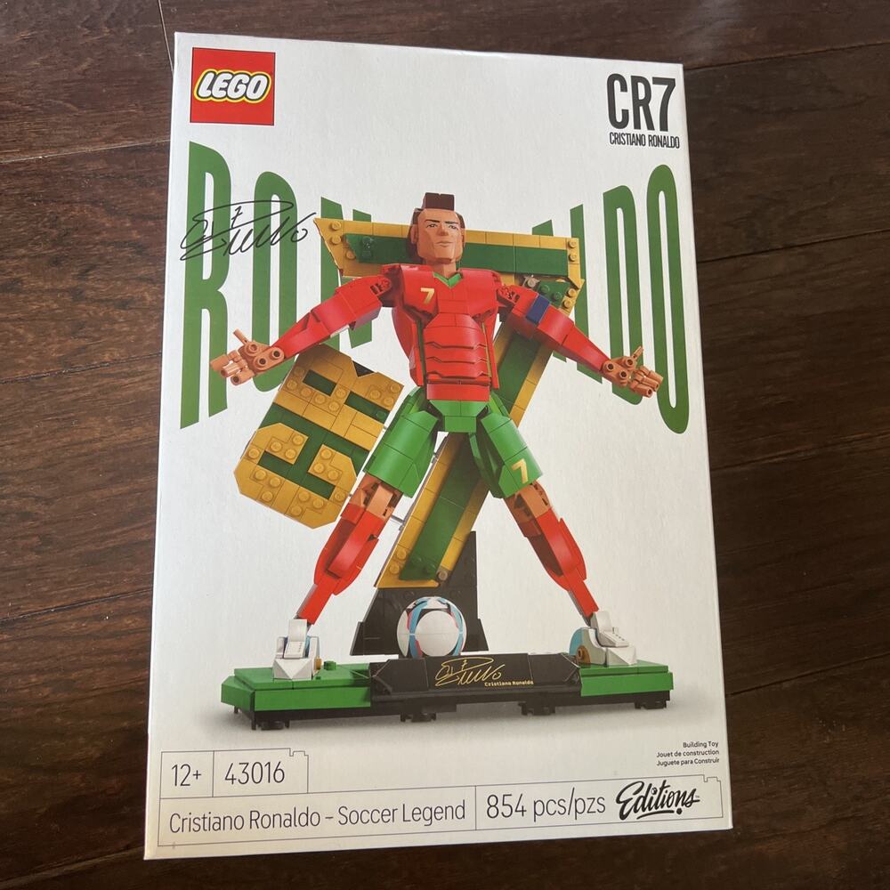LEGO 43016 Editions Cristiano Ronaldo Soccer Legend FIFA CR7 SHIP-FAST World Cup